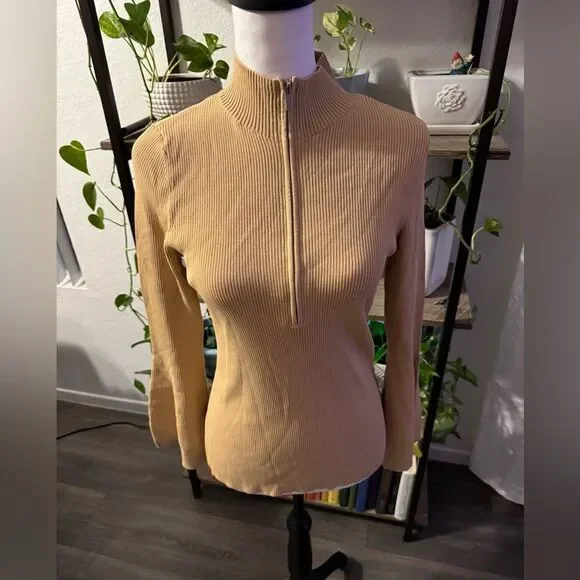 Ribbed camel colored brand new Boston Proper 3/4 zip w belle sleeves medium - Picture 1 of 9